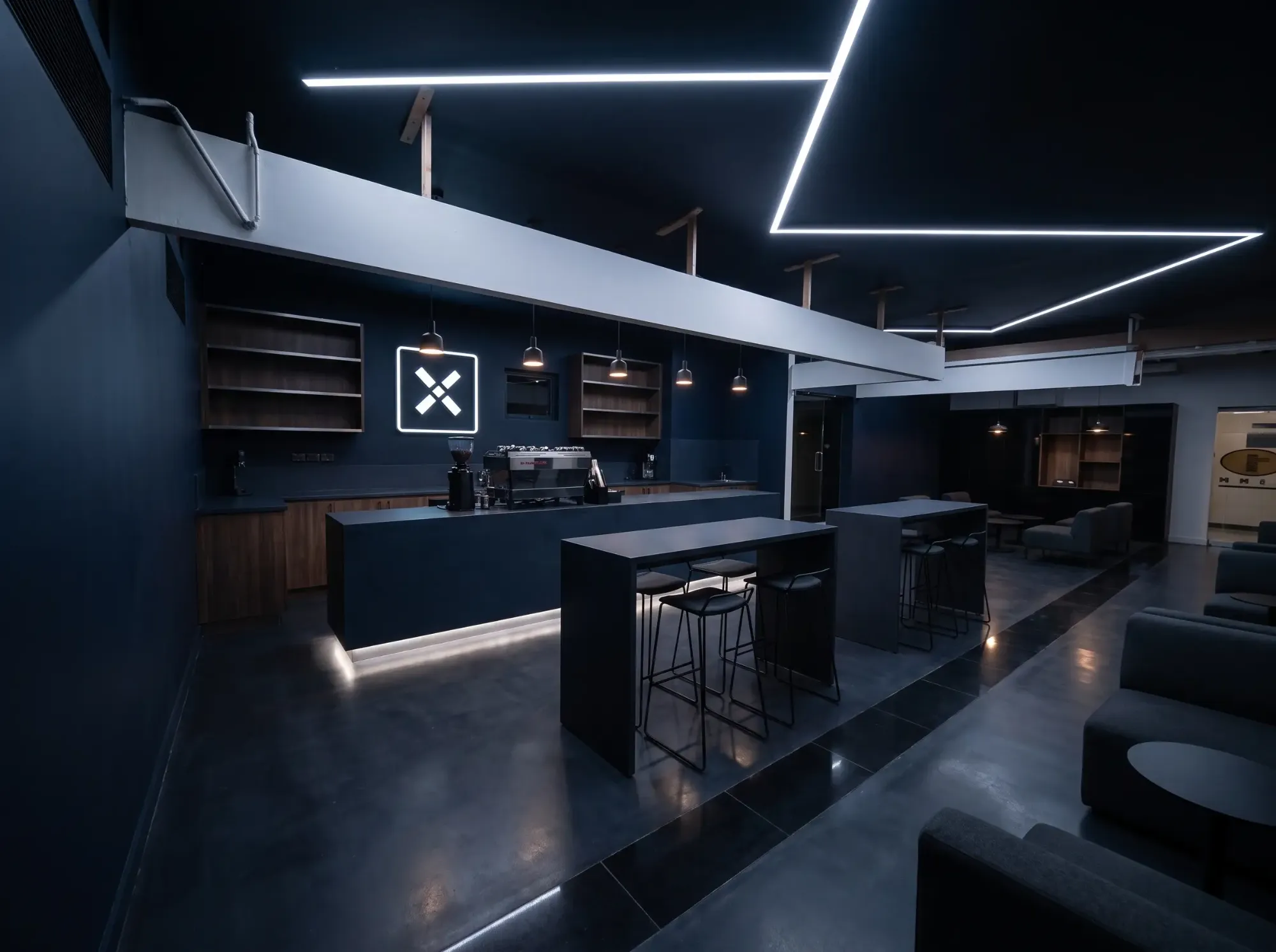 DXL, Park Towers-Coffee bar
